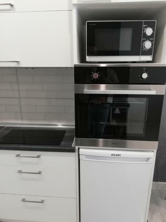 Greyapart Apartment Брест Екстериор снимка