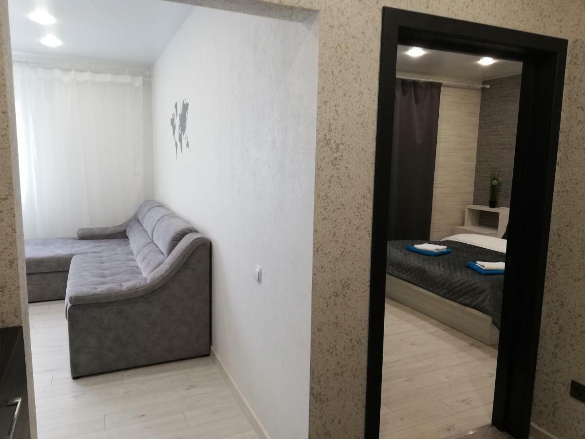 Greyapart Apartment Брест Екстериор снимка